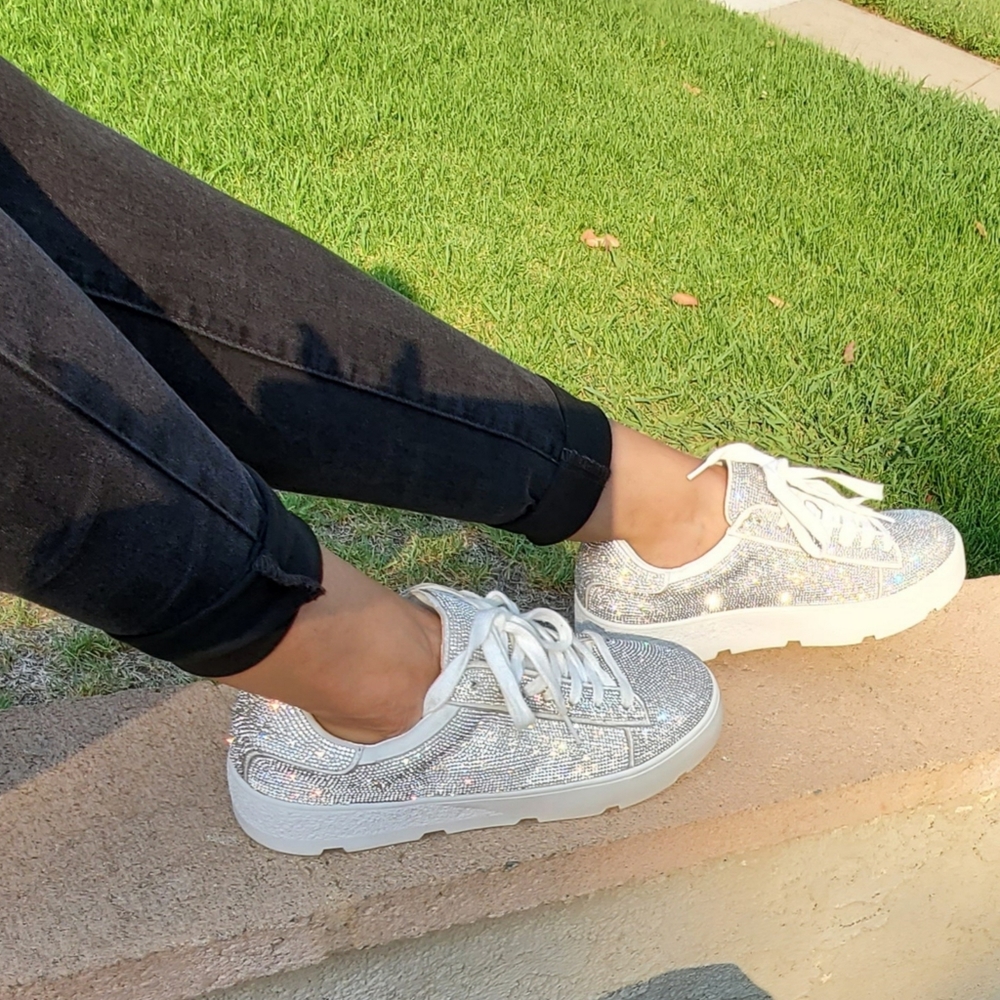 𝙇𝙖𝙨𝙩 𝙎𝙞𝙯 10 🎥Diamante Platform - WHITE - Picture 5 of 9